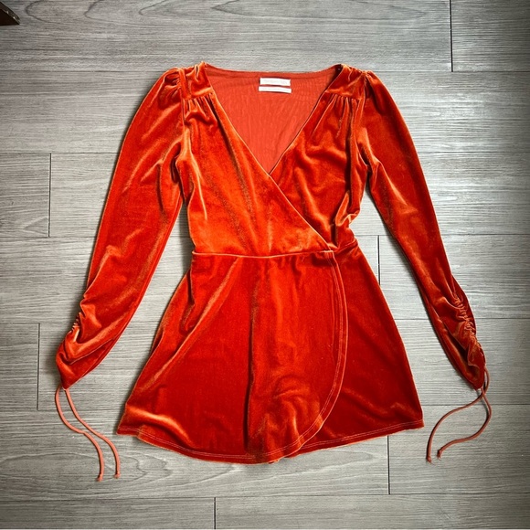 Urban Outfitters Orange Velvet Faux Wrap Romper Size XS - Picture 3 of 7